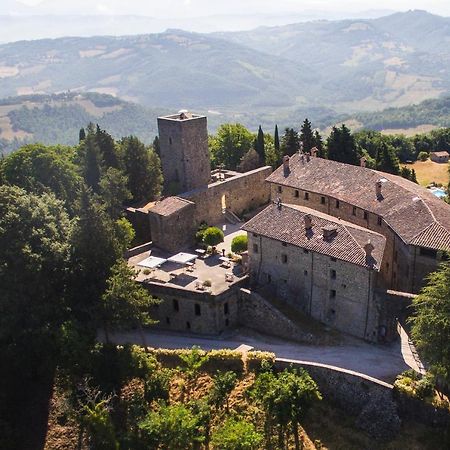 فندق Castello Di Petroia Dimora D'Epoca غوبيو المظهر الخارجي الصورة