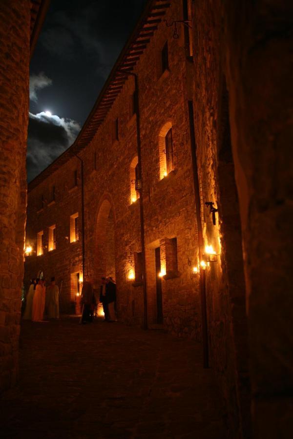 فندق Castello Di Petroia Dimora D'Epoca غوبيو المظهر الخارجي الصورة