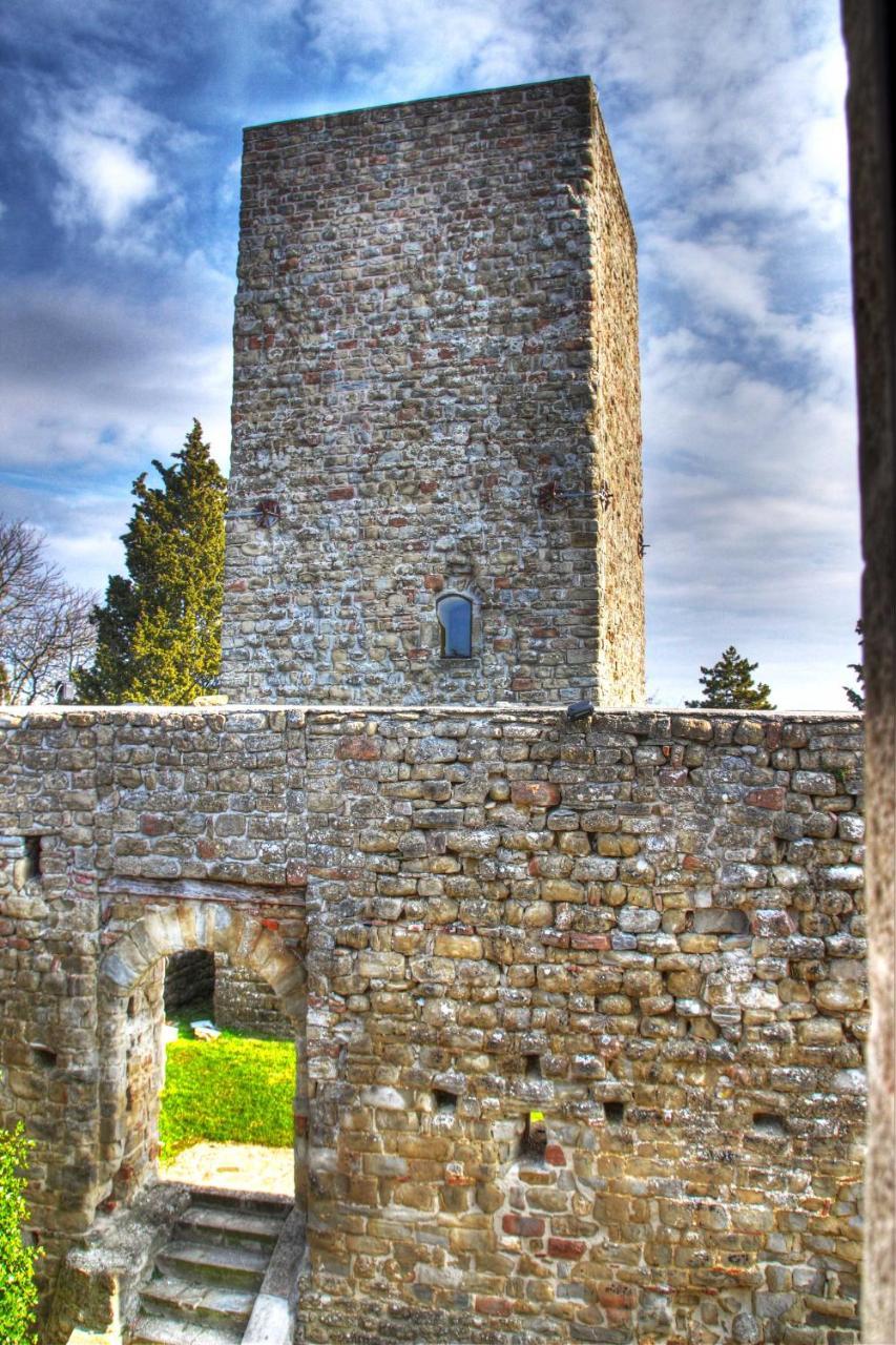 فندق Castello Di Petroia Dimora D'Epoca غوبيو المظهر الخارجي الصورة