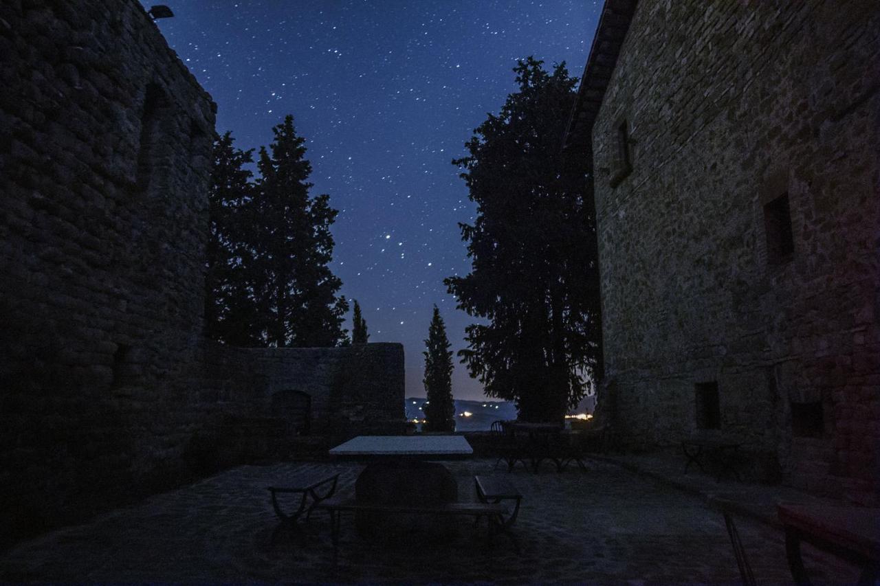 فندق Castello Di Petroia Dimora D'Epoca غوبيو المظهر الخارجي الصورة